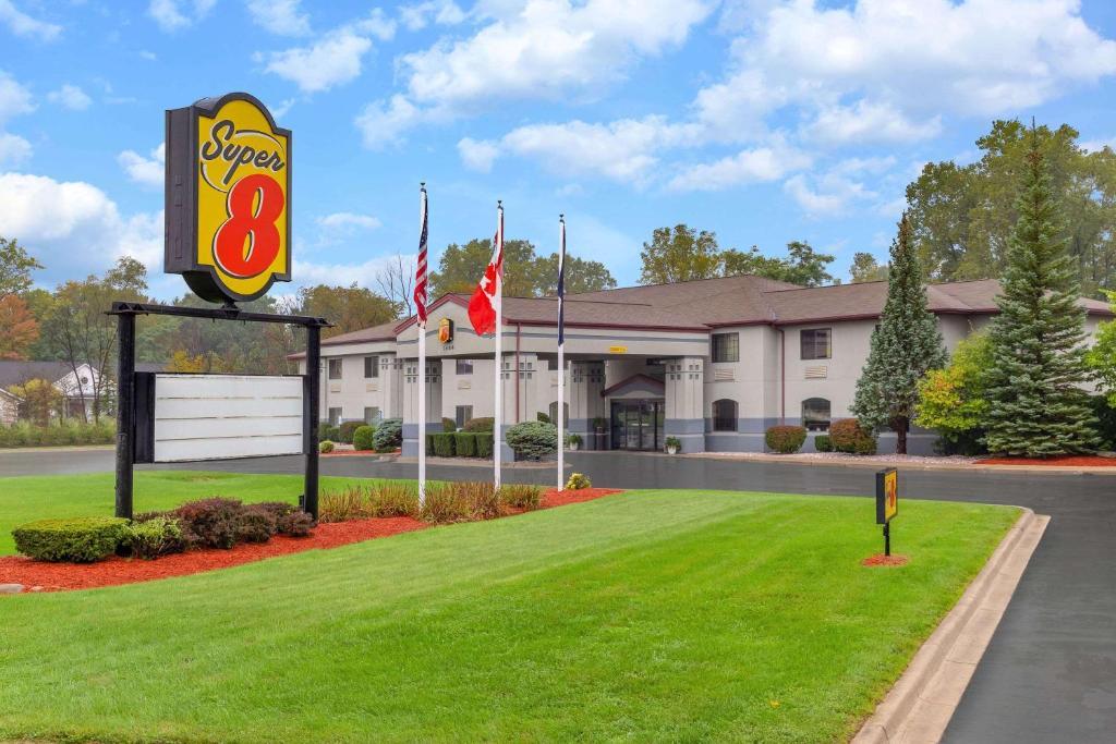 Super 8 By Wyndham Marysville/Port Huron Area Εξωτερικό φωτογραφία