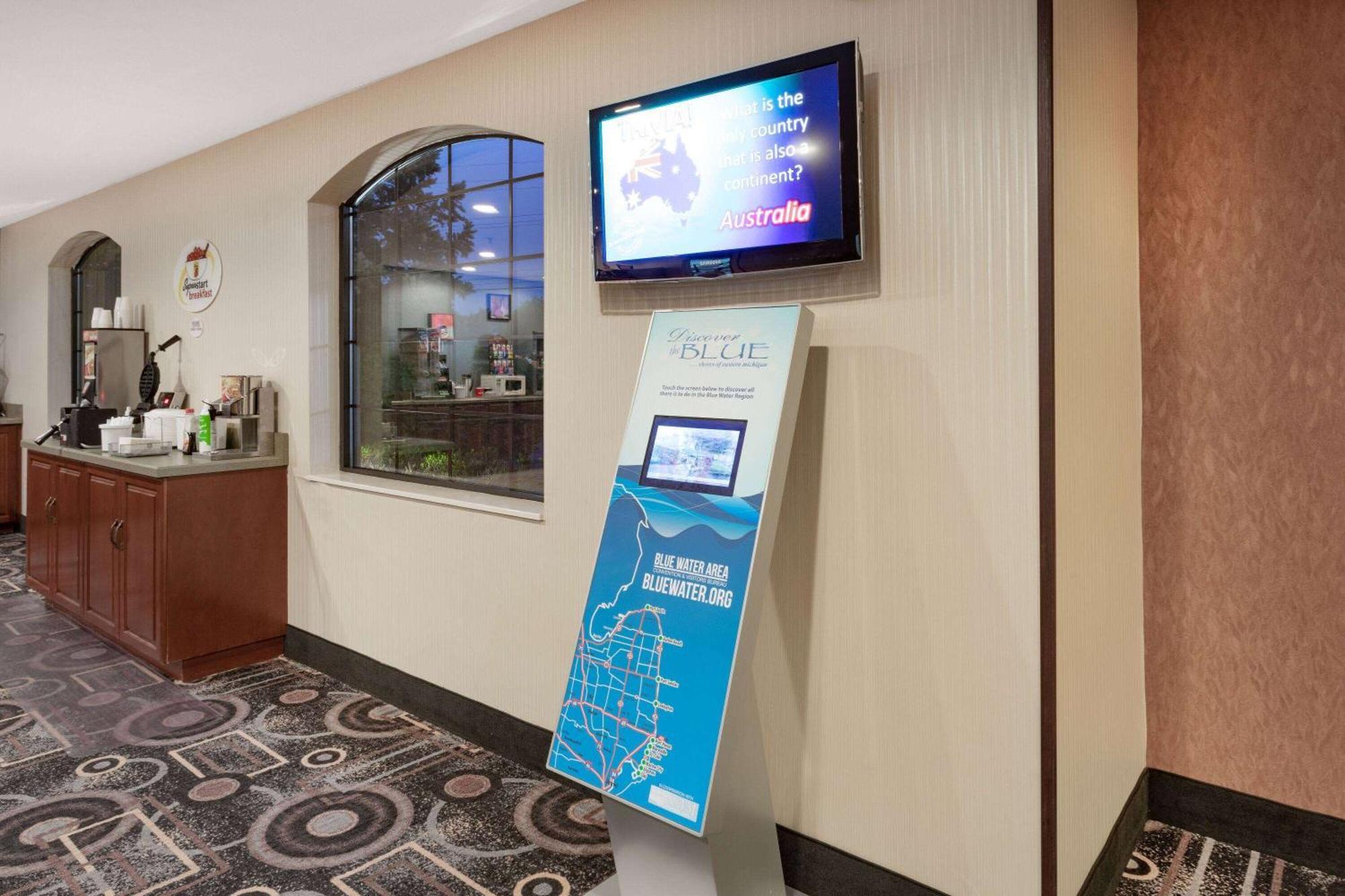 Super 8 By Wyndham Marysville/Port Huron Area Εξωτερικό φωτογραφία