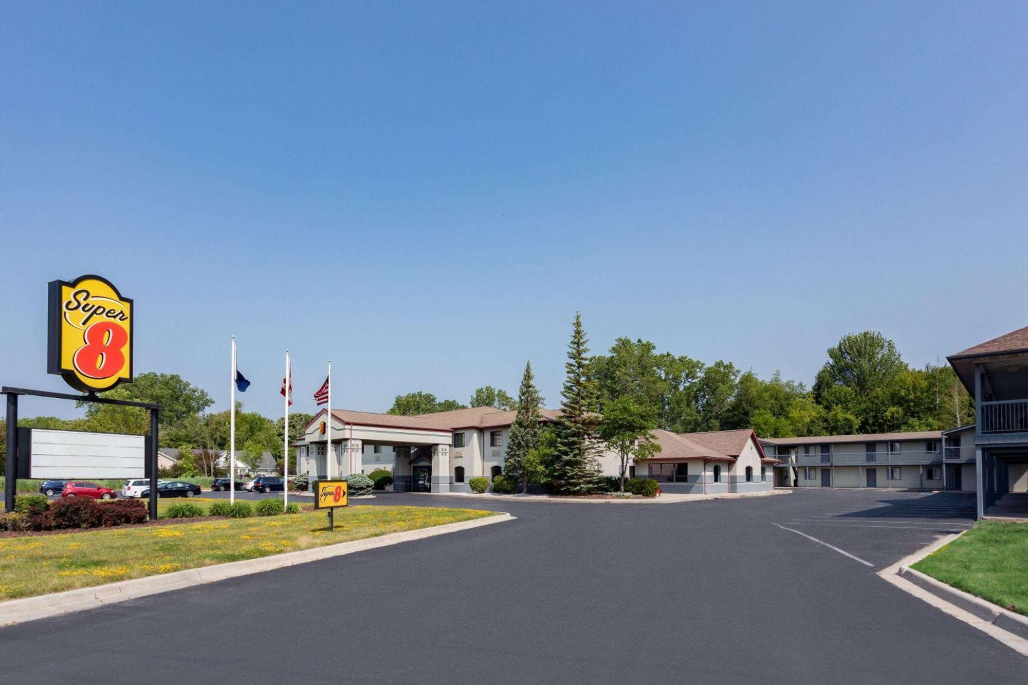 Super 8 By Wyndham Marysville/Port Huron Area Εξωτερικό φωτογραφία